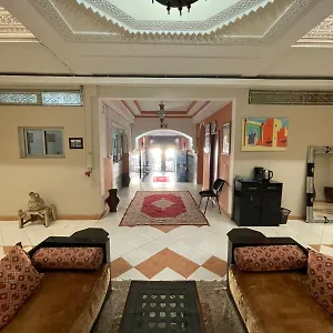 2* فندق Narjisse